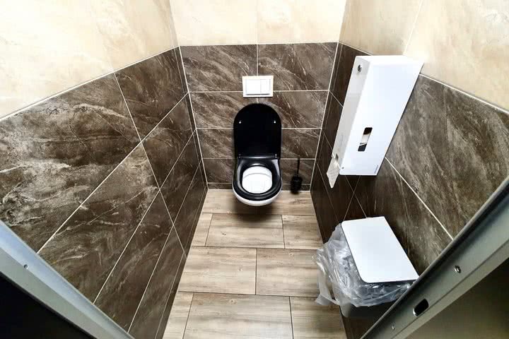 Feriensiedlung Schwalbennest - WC Kabine