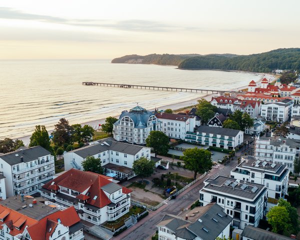 Jugendherberge Binz - Luftbild ©djhmv-FelixGaensicke-DJH-Binz