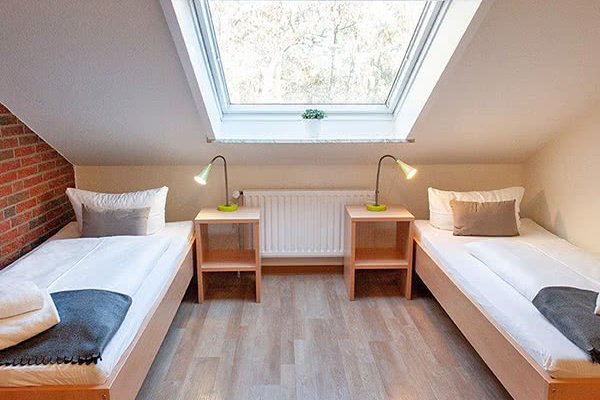 campushus St. Peter-Ording - Zimmerbeispiel-Twinbett