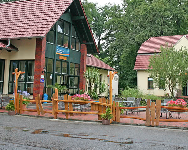 Klassenfahrt Jugendherberge Burg- Außenansicht Jugendherberge Burg