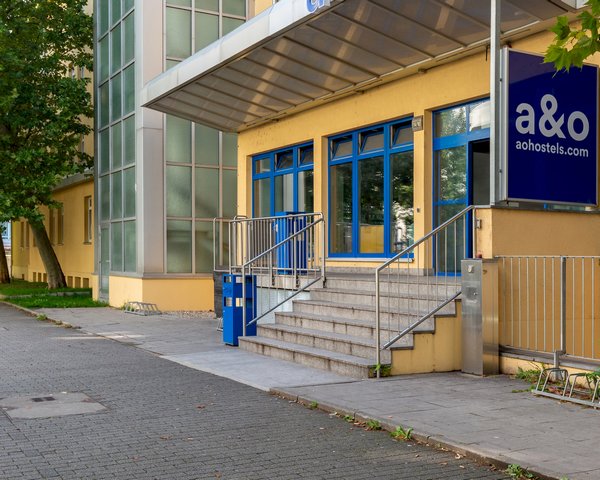 a&o Stuttgart City - Außenansicht