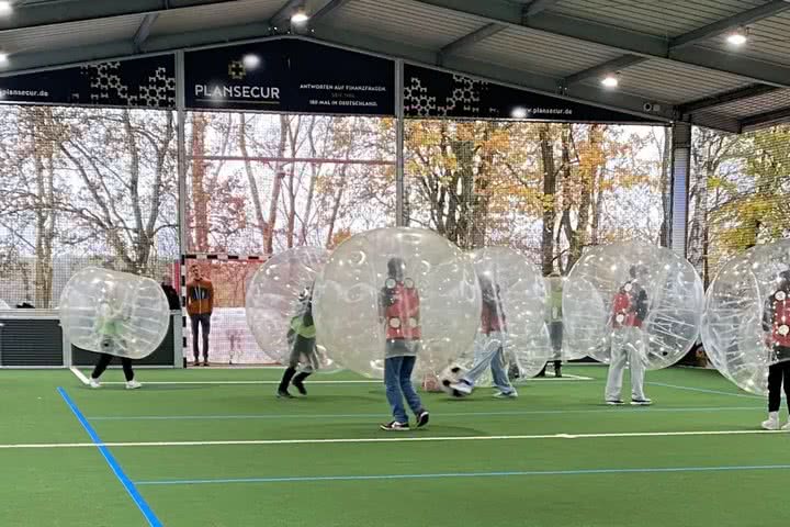 Feriendorf Camp West - Bubbleball Halle