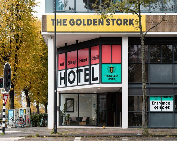 Urban Hotel The Golden Stork - Außenansicht