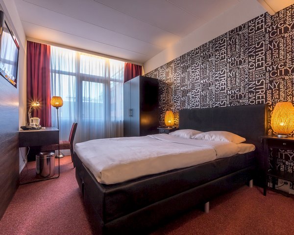 a&o Rotterdam City - Doppelzimmer