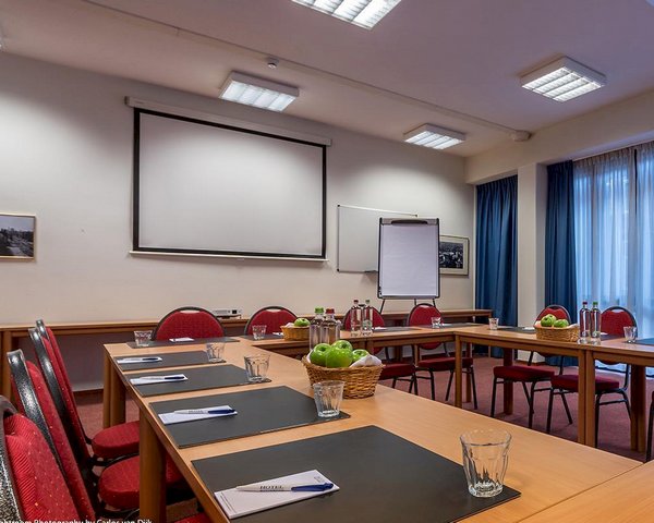 a&o Rotterdam City - Konferenzraum