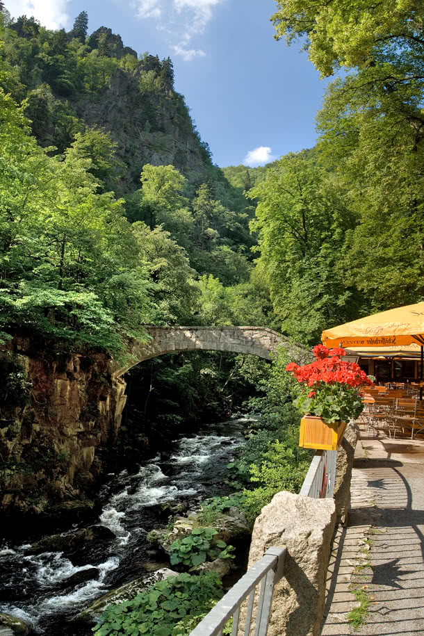 Jungfernbrücke im Bodetal - © Stadt Thale, Foto: Hubert Brunner