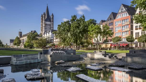 Paolozzibrunnen Rheingarten