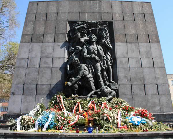 Denkmal der Helden des Ghetto Denkmal der Helden des Ghetto