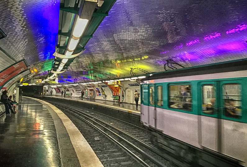Die Pariser Métro - ein Wunderwerk der Technik - Klassenfahrten Blog